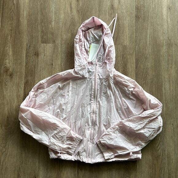 NWT All In Motion Cropped Hooded Windbreaker - Picture 1 of 6
